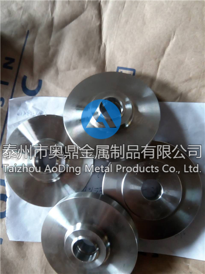 帶頸承插焊法蘭