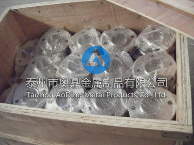 帶頸平焊法蘭裝箱