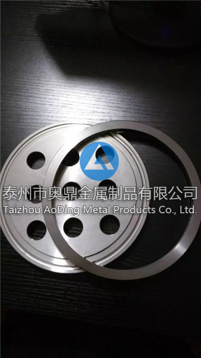 Non-standard flange